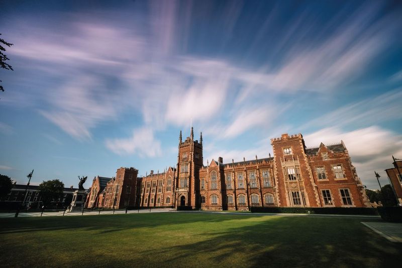 Study at Queens University! Discover Scholarships, Course offerings and more